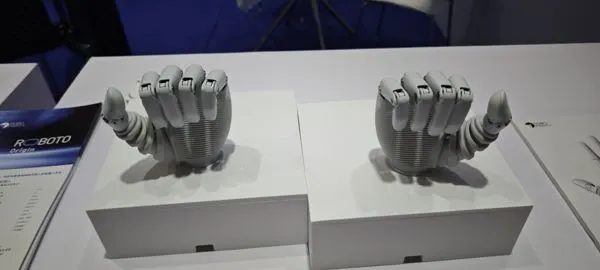 ROBOTO Origin Dexterous Hand