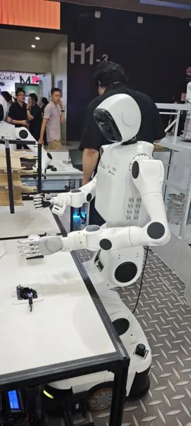 UBTECH Walker Wheeled Robot Arm