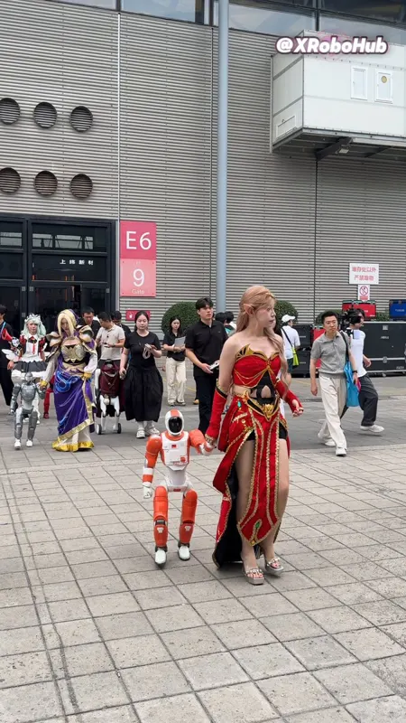 Humanoid Robots at ChinaJoy