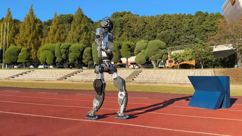KAIST v0.9:推 35kg 举 20kg