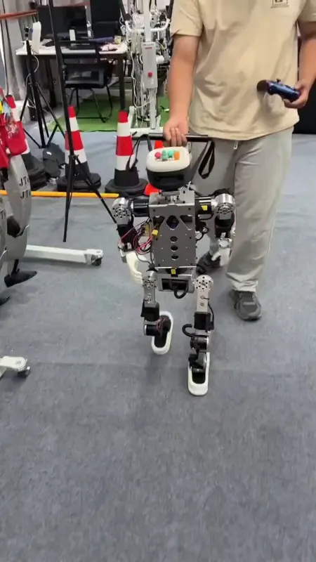 NOETIX Bumi humanoid — walking training with arm-swing sync